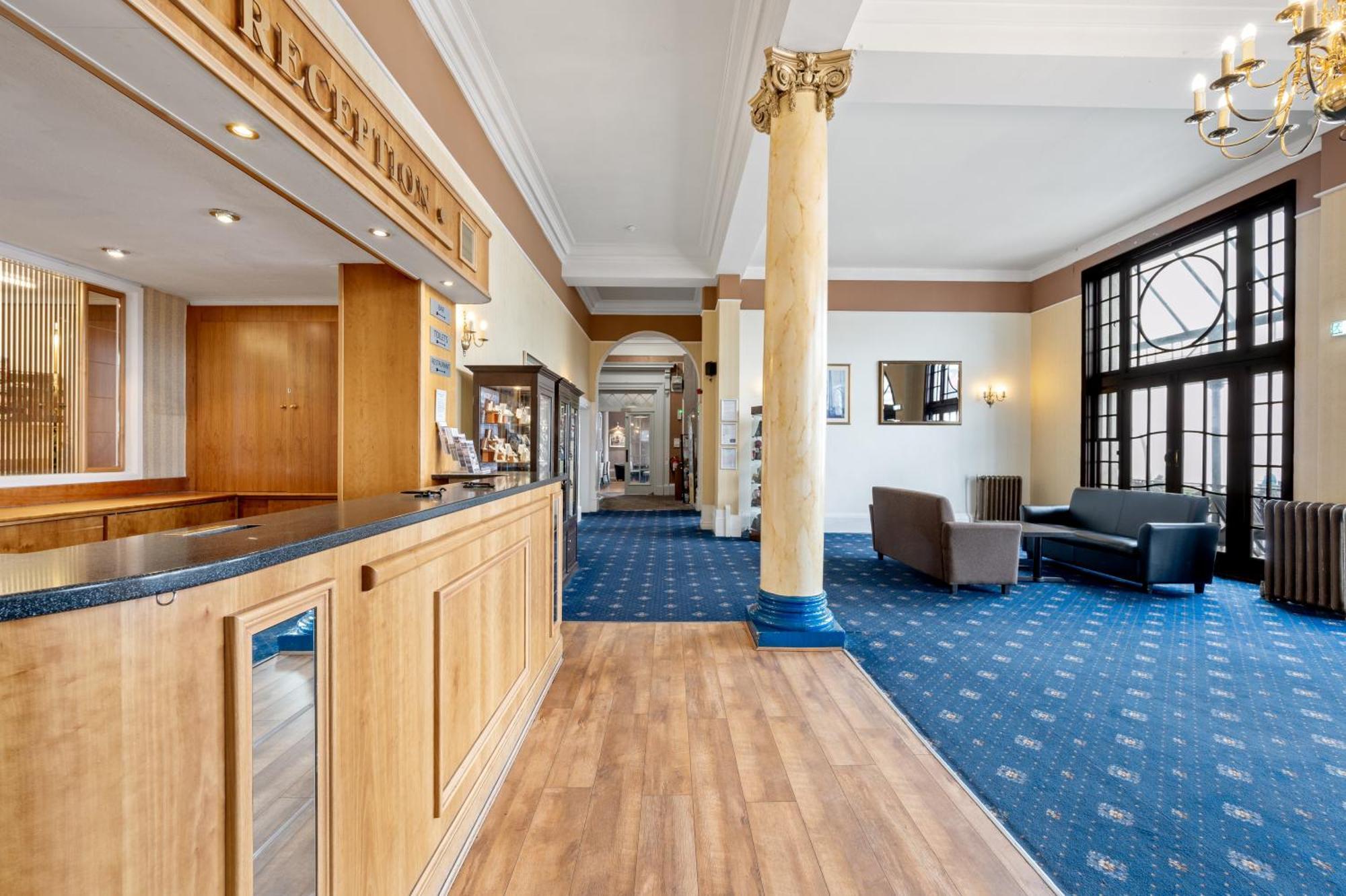 Hotel Royal Whitby Exterior foto